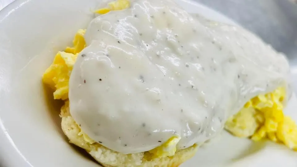 Biscuit & Gravy
